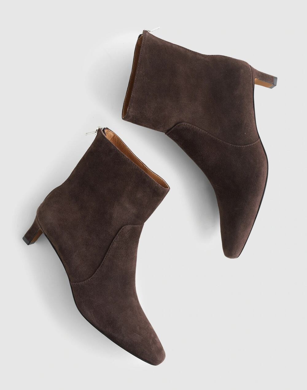 NWOT Madewell The Dimes Kitten-Heel Boot in Dark Roast Brown Suede Size 8